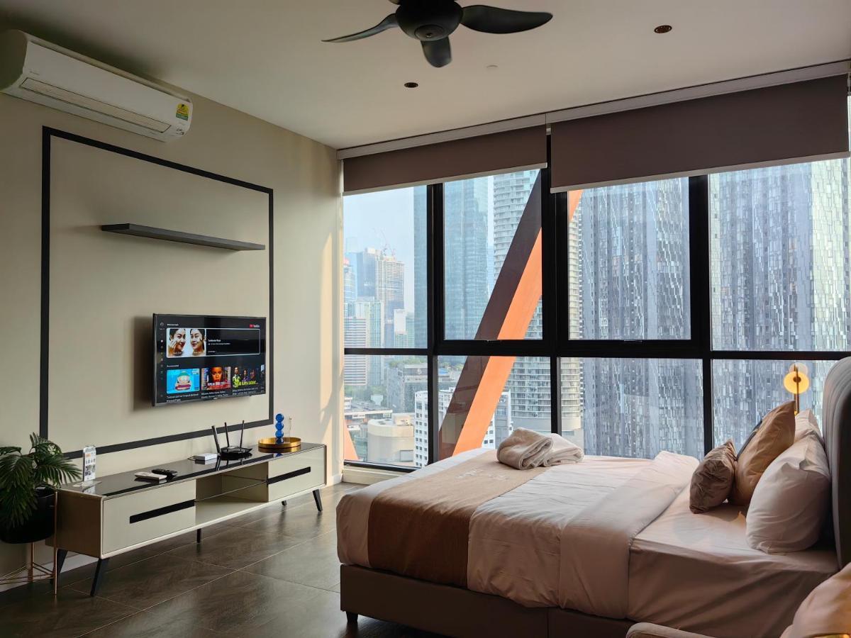Scarletz Suites Klcc By De Harlequins Guesthouse Kuala Lumpur Exterior foto
